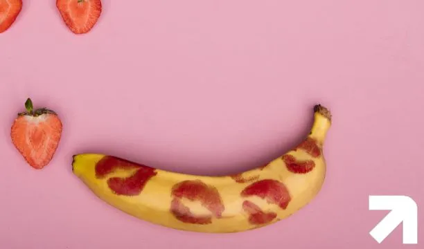 banana com marcas de batom